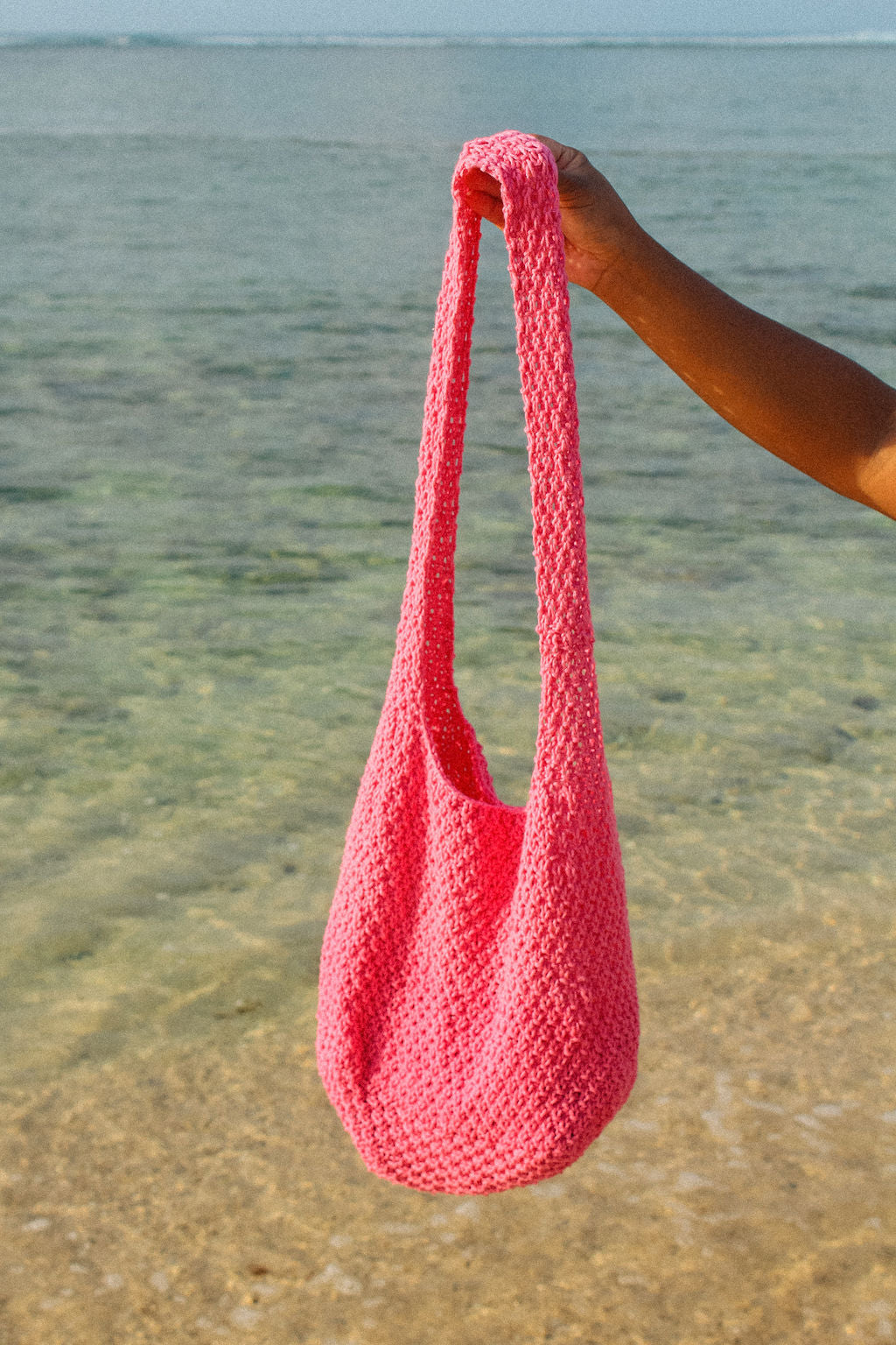 guava textured market tote bag